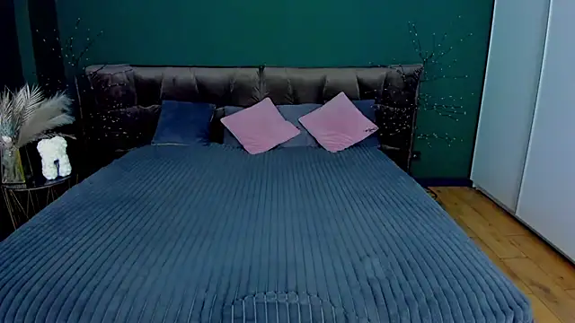 Snapshot of MilaAddams chatting on November 9, 2025, 7:01 am MilaAddams online show from November 9, 2025, 7:01 am