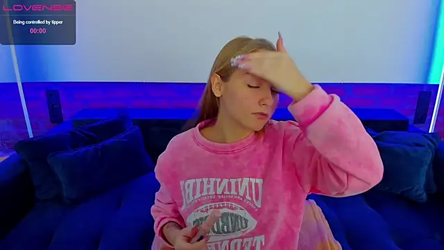 Snapshot of MilaAddams chatting on November 13, 2025, 6:39 am MilaAddams online show from November 13, 2025, 6:39 am