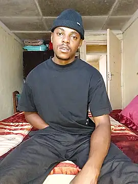 Snapshot of Hluga_25 chatting on January 14, 2026, 4:49 am Hluga 25 online show from January 14, 2026, 4:49 am