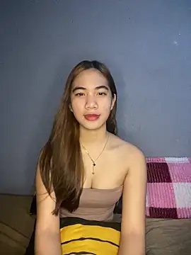 Snapshot of Shy_SexyLady chatting on March 29, 2026, 9:00 am Shy SexyLady online show from March 29, 2026, 9:00 am