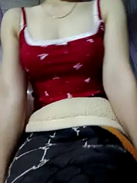 Snapshot of LucyyLy chatting on December 1, 2025, 11:33 am LucyyLy online show from December 1, 2025, 11:33 am