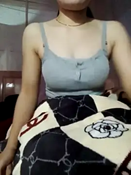 Snapshot of LucyyLy chatting on November 23, 2025, 11:59 pm LucyyLy online show from November 23, 2025, 11:59 pm