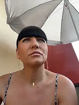 Snapshot of MysticCleo chatting on June 7, 2026, 2:33 pm MysticCleo online show from June 7, 2026, 2:33 pm