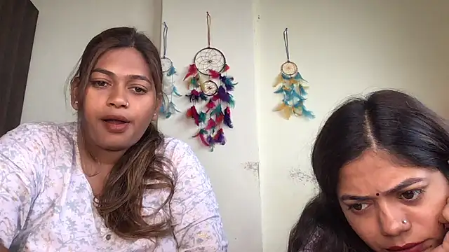 Snapshot of HoleyCoupon chatting on February 20, 2026, 9:22 am HoleyCoupon online show from February 20, 2026, 9:22 am