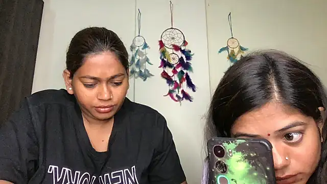 Snapshot of HoleyCoupon chatting on February 28, 2026, 4:17 pm HoleyCoupon online show from February 28, 2026, 4:17 pm