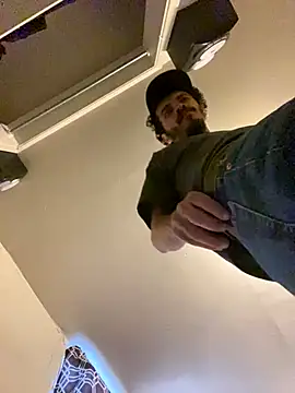 Snapshot of Pedro98801 chatting on October 17, 2025, 5:15 pm Pedro98801 online show from October 17, 2025, 5:15 pm