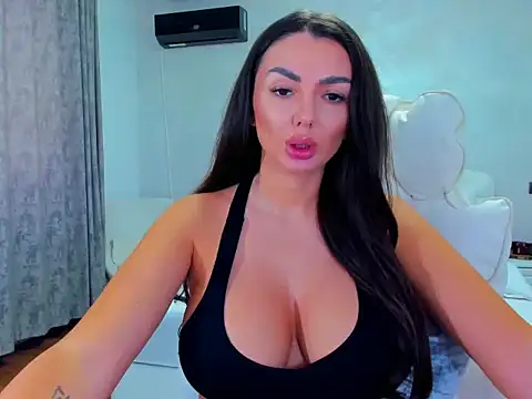 EllaElla90 online show from November 21, 2025, 12:15 pm