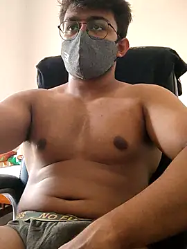 Rockky79 online show from April 18, 2026, 9:33 am