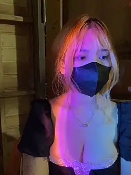 Snapshot of swallow-nice chatting on September 17, 2025, 8:05 am swallow-nice online show from September 17, 2025, 8:05 am