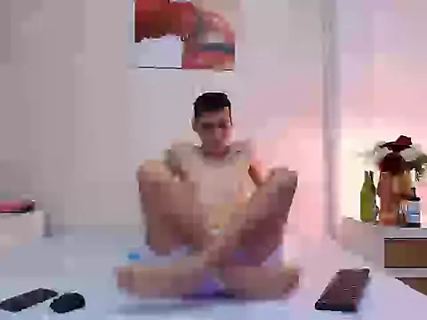 Snapshot of LuigiMarchetti chatting on November 15, 2025, 7:29 pm LuigiMarchetti online show from November 15, 2025, 7:29 pm