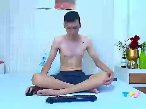 Snapshot of LuigiMarchetti chatting on October 22, 2025, 7:46 pm LuigiMarchetti online show from October 22, 2025, 7:46 pm