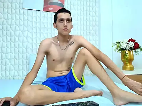 Snapshot of LuigiMarchetti chatting on October 7, 2025, 7:37 pm LuigiMarchetti online show from October 7, 2025, 7:37 pm