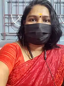Snapshot of Tamil_Azhaghi25 chatting on July 9, 2026, 12:59 pm Tamil Azhaghi25 online show from July 9, 2026, 12:59 pm