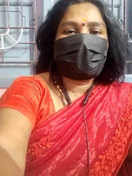 Snapshot of Tamil_Azhaghi25 chatting on June 10, 2026, 5:47 pm Tamil Azhaghi25 online show from June 10, 2026, 5:47 pm