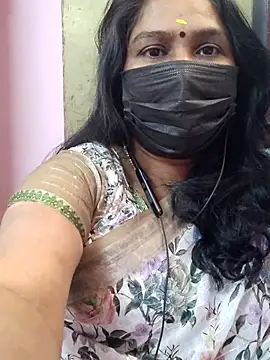Snapshot of Tamil_Azhaghi25 chatting on December 20, 2025, 7:00 am Tamil Azhaghi25 online show from December 20, 2025, 7:00 am