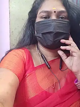 Snapshot of Tamil_Azhaghi25 chatting on January 14, 2026, 6:06 am Tamil Azhaghi25 online show from January 14, 2026, 6:06 am