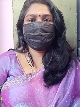 Snapshot of Tamil_Azhaghi25 chatting on December 19, 2025, 6:49 am Tamil Azhaghi25 online show from December 19, 2025, 6:49 am