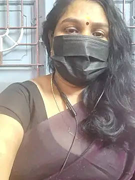 Snapshot of Tamil_Azhaghi25 chatting on January 13, 2026, 6:01 pm Tamil Azhaghi25 online show from January 13, 2026, 6:01 pm