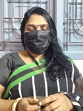 Snapshot of Tamil_Azhaghi25 chatting on January 8, 2026, 6:25 pm Tamil Azhaghi25 online show from January 8, 2026, 6:25 pm