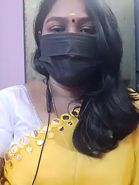 Snapshot of Tamil_Azhaghi25 chatting on January 7, 2026, 5:56 am Tamil Azhaghi25 online show from January 7, 2026, 5:56 am