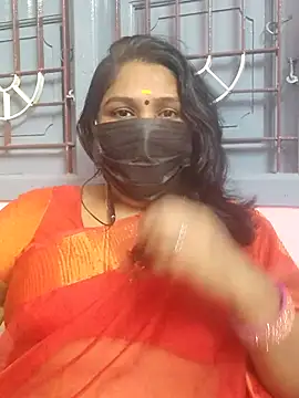 Snapshot of Tamil_Azhaghi25 chatting on November 25, 2025, 6:19 pm Tamil Azhaghi25 online show from November 25, 2025, 6:19 pm