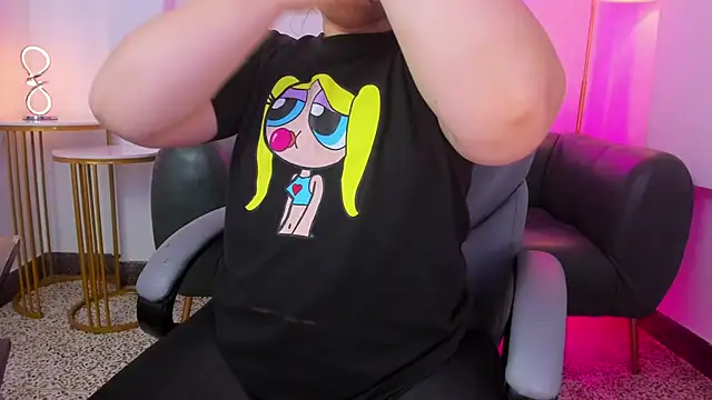 Snapshot of Miss_Francheska chatting on December 2, 2025, 11:56 am Miss Francheska online show from December 2, 2025, 11:56 am