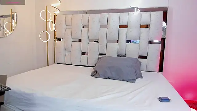 Snapshot of Miss_Francheska chatting on September 29, 2025, 12:22 pm Miss Francheska online show from September 29, 2025, 12:22 pm