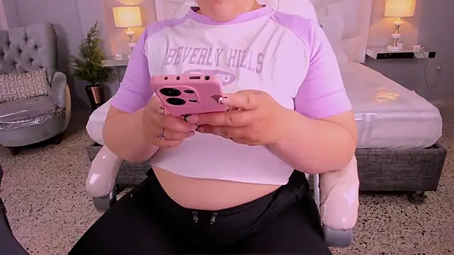 Snapshot of Miss_Francheska chatting on February 10, 2026, 11:53 am Miss Francheska online show from February 10, 2026, 11:53 am