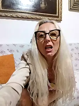 Snapshot of _sexyBLONDE46_ chatting on May 21, 2026, 1:14 am sexyBLONDE46 online show from May 21, 2026, 1:14 am