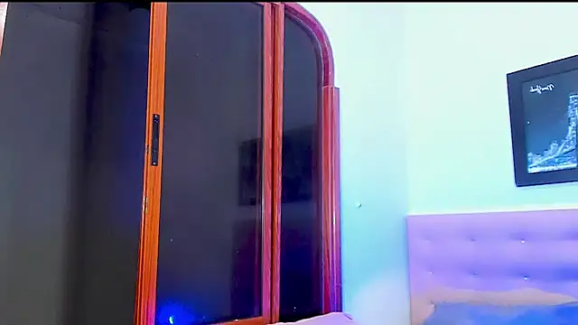 Snapshot of aura-monet chatting on December 15, 2025, 5:46 am aura-monet online show from December 15, 2025, 5:46 am