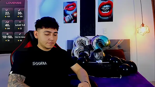 Snapshot of Nicolas_James_Sc chatting on October 24, 2025, 2:49 pm Nicolas James Sc online show from October 24, 2025, 2:49 pm