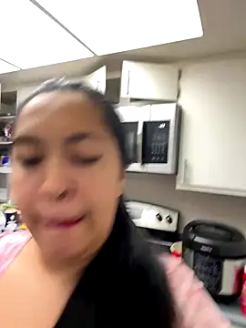 latina curvy22 online show from September 12, 2025, 9:58 pm