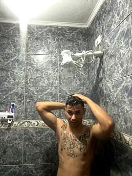 condenovin online show from October 6, 2025, 9:59 pm