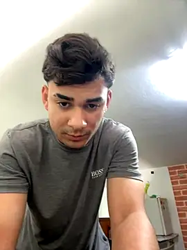 condenovin online show from November 4, 2025, 5:50 pm