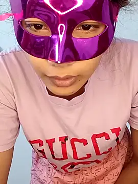 Snapshot of new_coupleee chatting on September 13, 2025, 5:35 pm new coupleee online show from September 13, 2025, 5:35 pm