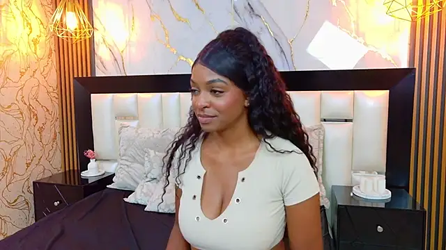 Snapshot of JanneCooper chatting on April 20, 2026, 7:37 pm JanneCooper online show from April 20, 2026, 7:37 pm