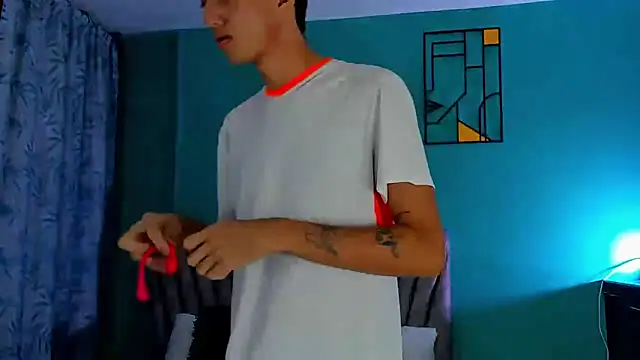 Snapshot of Maikol_Ortiz chatting on February 28, 2026, 1:22 pm Maikol Ortiz online show from February 28, 2026, 1:22 pm