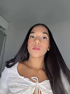 Andres-Andrea1922 online show from March 9, 2026, 12:14 am