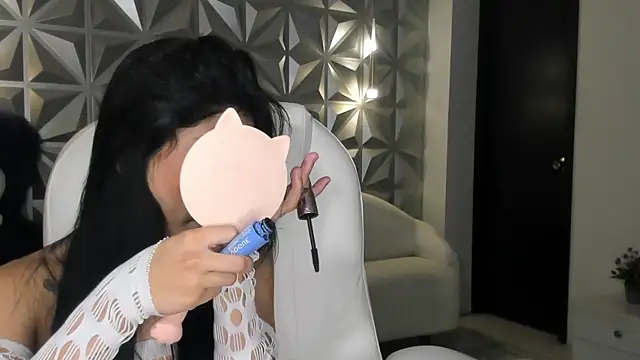 Snapshot of zoerouse_ chatting on December 5, 2025, 8:50 pm zoerouse online show from December 5, 2025, 8:50 pm