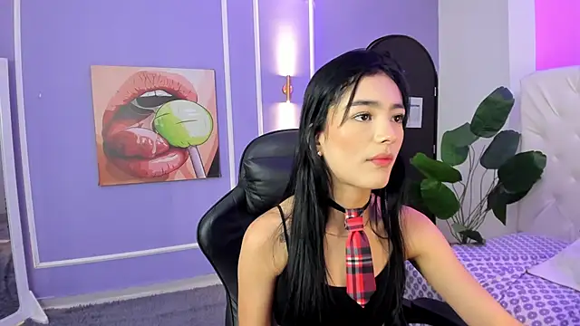 Snapshot of zoerouse_ chatting on December 4, 2025, 8:52 pm zoerouse online show from December 4, 2025, 8:52 pm