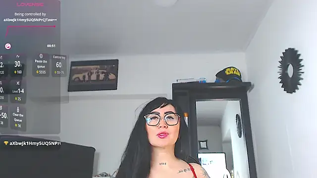 Vicky hotmilf online show from April 14, 2026, 11:04 am