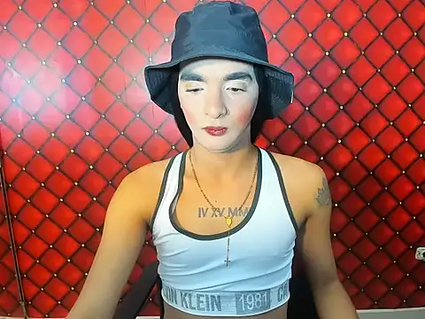 MIA HOT23CM S7S online show from September 23, 2025, 12:34 pm