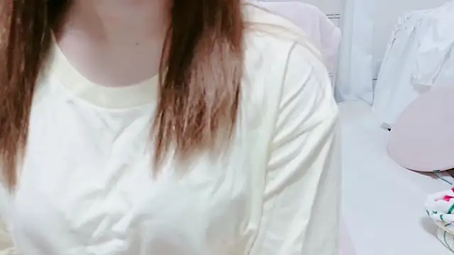 Snapshot of Hanachan_Gcup_ chatting on October 26, 2025, 11:43 am Hanachan Gcup  online show from October 26, 2025, 11:43 am