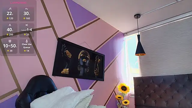 Annie Lii online show from November 23, 2025, 12:48 pm