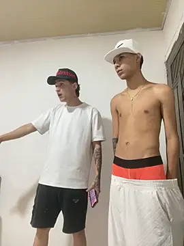 Snapshot of spicyboysvenezuelan chatting on September 29, 2025, 5:58 am spicyboysvenezuelan online show from September 29, 2025, 5:58 am