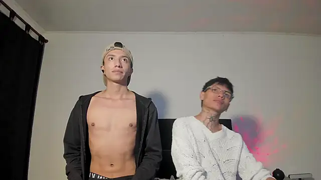 mhatias  online show from November 16, 2025, 3:33 am