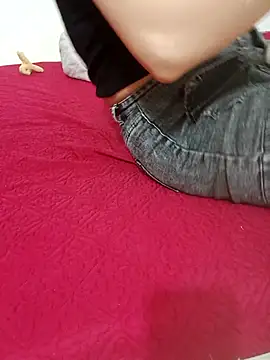 Snapshot of Lolimiu chatting on October 12, 2025, 7:10 am Lolimiu online show from October 12, 2025, 7:10 am