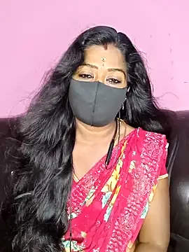 Snapshot of tamilammukuttyy chatting on November 9, 2025, 7:01 am tamilammukuttyy online show from November 9, 2025, 7:01 am