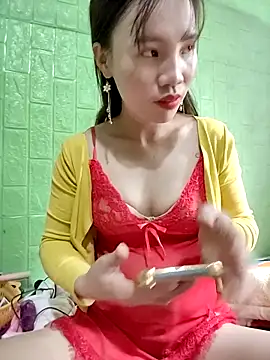 Snapshot of Tin_tanny chatting on November 21, 2025, 5:50 am Tin tanny online show from November 21, 2025, 5:50 am