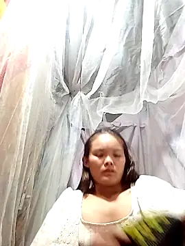 Snapshot of xinhxinhcute chatting on October 7, 2025, 2:12 am xinhxinhcute online show from October 7, 2025, 2:12 am